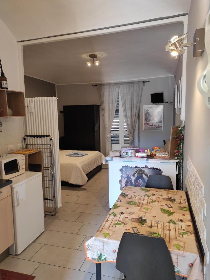 Appartamento Cinecasa di Andrea e Cristina Torino Esterno foto